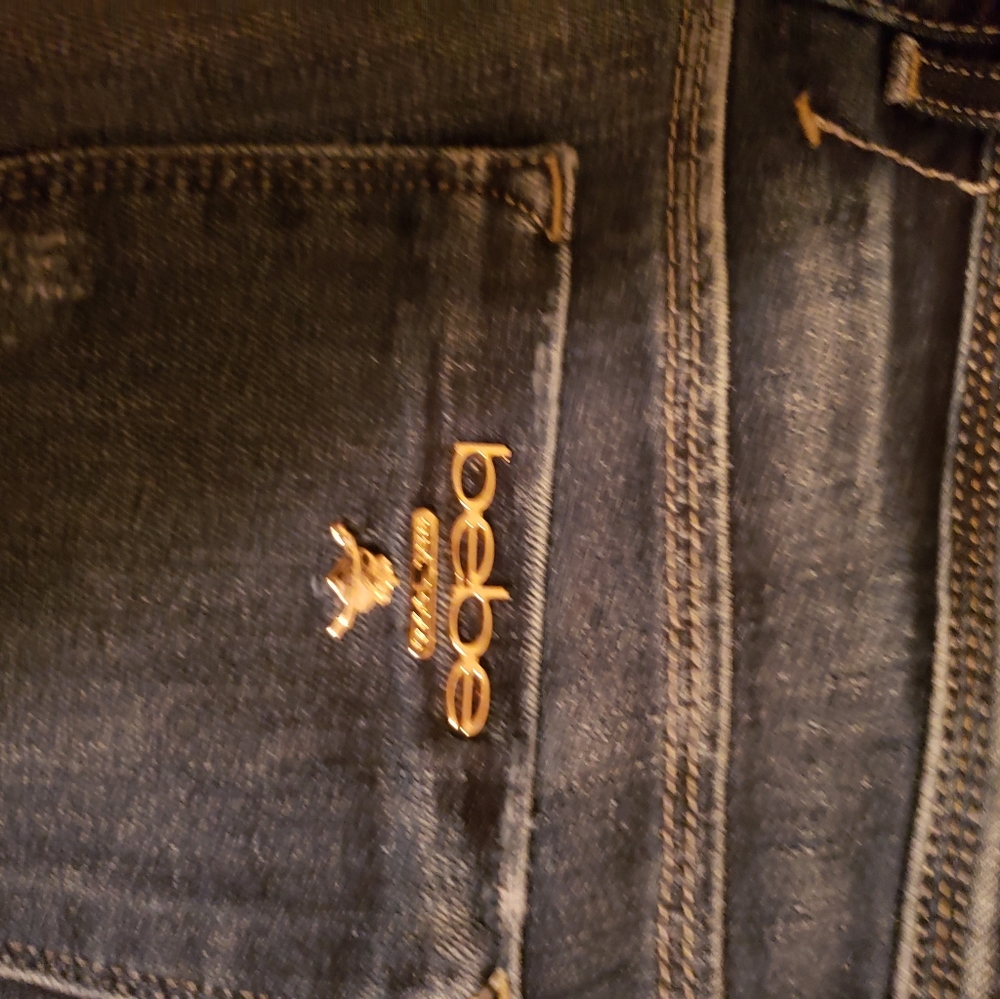 Jeans - Picture 4 of 4